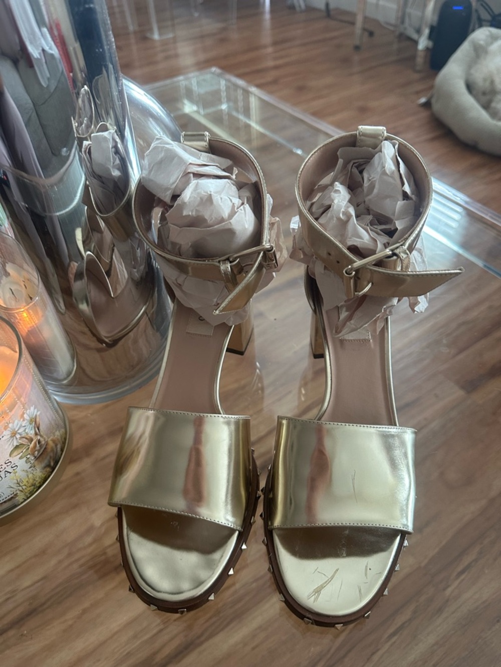 Valentino Garavani Metallic Gold Stud-Trim Block Heel Sandals - Picture 6 of 13
